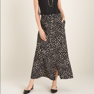 New Chico’s animal print utility maxi skirt belted